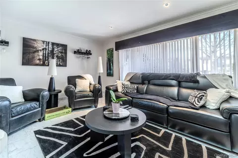 3-25 149th St, New York, NY 11357 photo 5