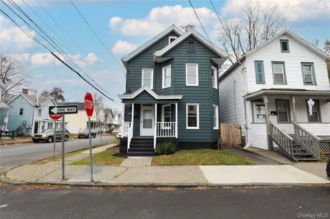 84 Prospect St, Kingston, NY 12401