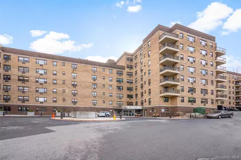 505 Central Ave #201, White Plains, NY 10606