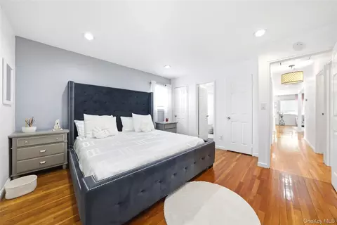 Bedroom - 38 Sutton St, Hempstead, NY 11550 photo 1 of 5