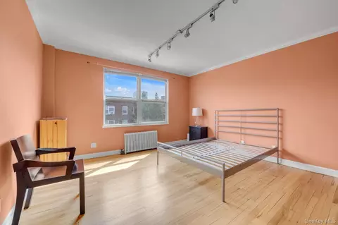 Bedroom - 78-42 Main St #3J, New York, NY 11747 photo 1 of 3