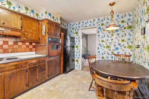 Kitchen - 24 Highview Rd, New Castle, NY 10562 photo 3 of 4