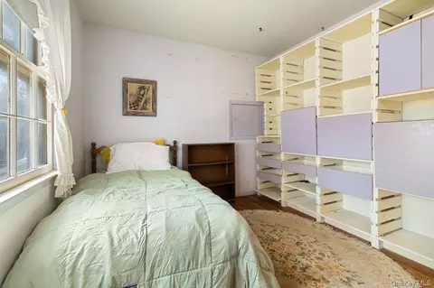 Bedroom - 24 Highview Rd, New Castle, NY 10562 photo 1 of 8