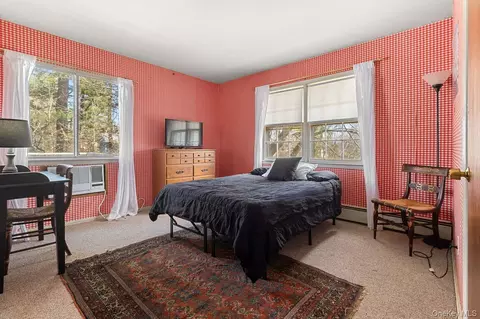 Bedroom - 24 Highview Rd, New Castle, NY 10562 photo 3 of 8