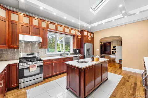 658 Waterbury Hill Rd, La Grange, NY 12540