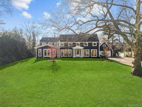 930 Smith Ln, Woodmere, NY 11598