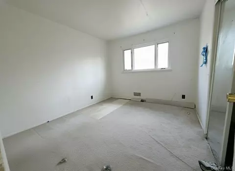 Bedroom - 863 North St, Peekskill, NY 10566 photo 1 of 4