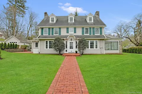 92 Walworth Ave, Scarsdale, NY 10583