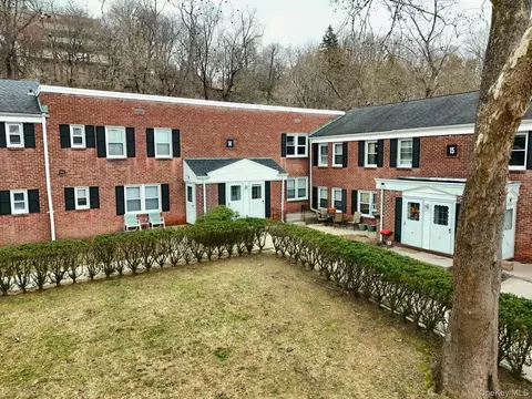 120 N Broadway #14D, Greenburgh, NY 10533