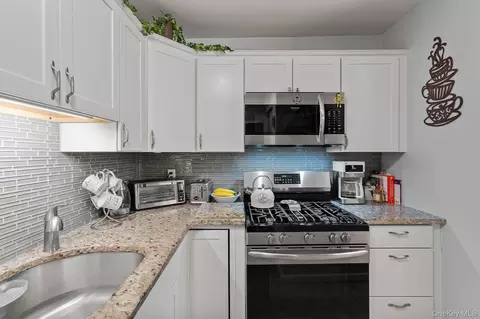 Kitchen - 12 Field Ct #D, Fishkill, NY 12524 photo 2 of 3