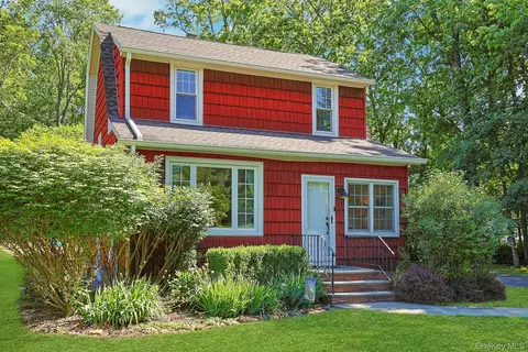 253 Maple Rd, Clarkstown, NY 10989