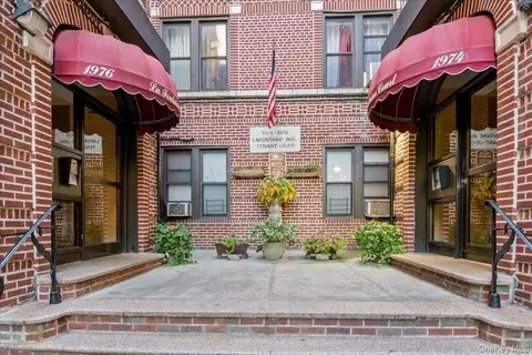 1974 Lafontaine Ave #2E, New York, NY 10457