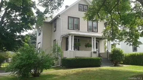 Exterior - 31 Algernon St, Cornwall, NY 12518 photo 1 of 7