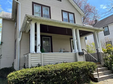 Exterior - 31 Algernon St, Cornwall, NY 12518 photo 5 of 7