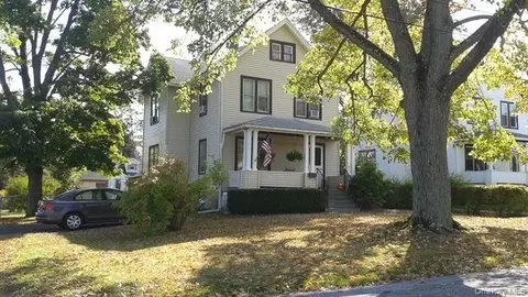 Exterior - 31 Algernon St, Cornwall, NY 12518 photo 3 of 7