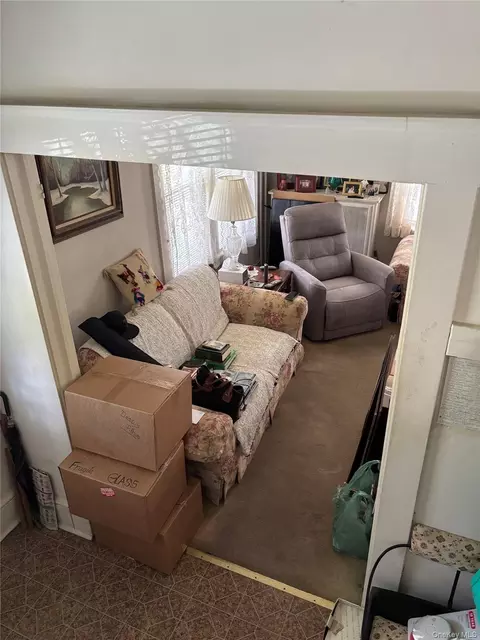 Entry Way - 31 Algernon St, Cornwall, NY 12518 photo 1 of 1