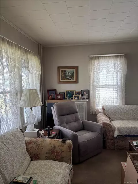 Living - 31 Algernon St, Cornwall, NY 12518 photo 1 of 1