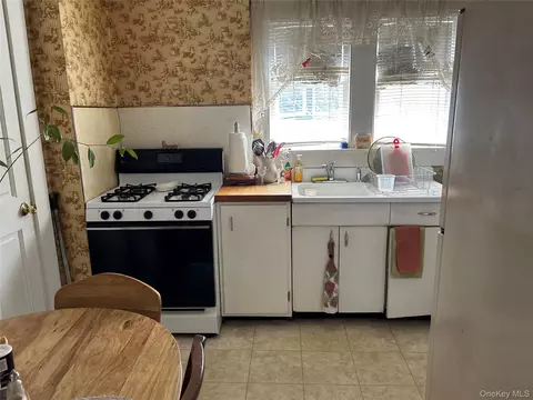 Kitchen - 31 Algernon St, Cornwall, NY 12518 photo 2 of 3