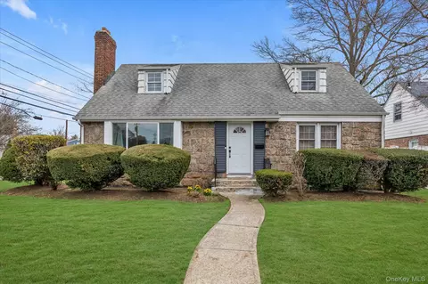 1449 Wales Ave, Baldwin, NY 11510