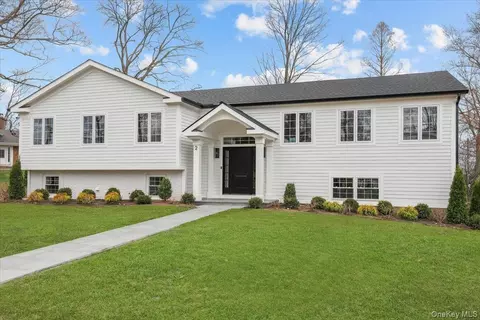 2 Willa Way, Eastchester, NY 10709
