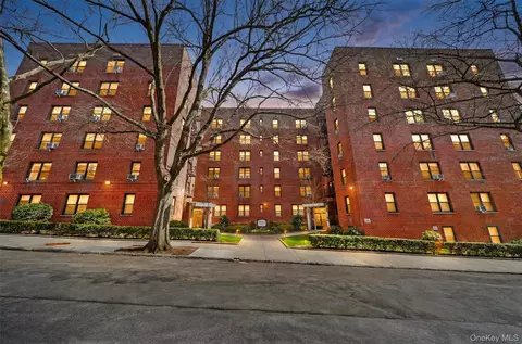 2 Windsor Ter #6H, White Plains, NY 10601