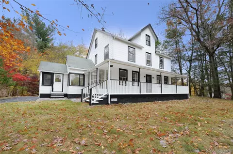 19 Johnsontown Rd, Ramapo, NY 10974