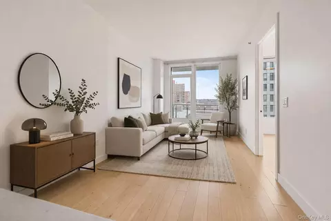 Living - 136-18 Maple Ave #9A, New York, NY 11355 photo 1 of 5