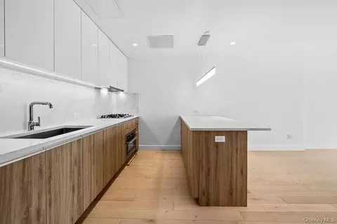 Kitchen - 136-18 Maple Ave #9A, New York, NY 11355 photo 1 of 5