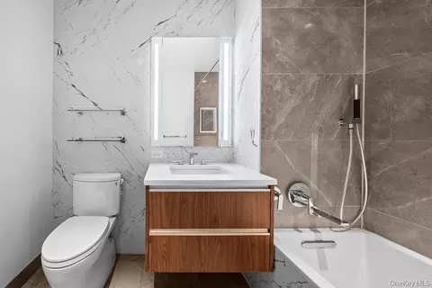 Bath - 136-18 Maple Ave #9A, New York, NY 11355 photo 2 of 2