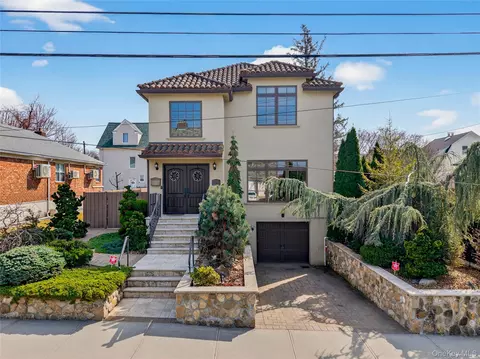 169-14 45th Ave, Flushing, NY 11358