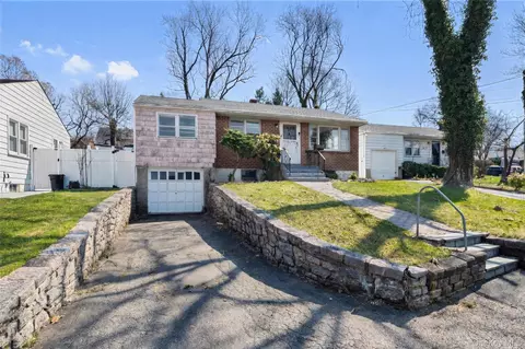 53 Sweetfield Cir, Yonkers, NY 10704