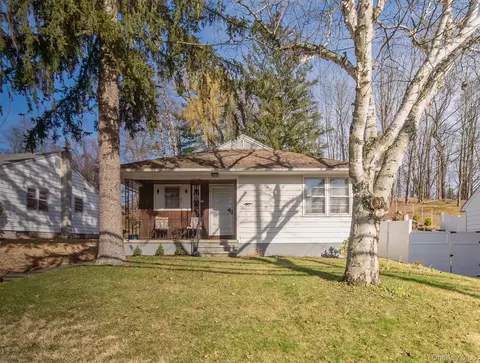 272 E Chester St, Kingston, NY 12401