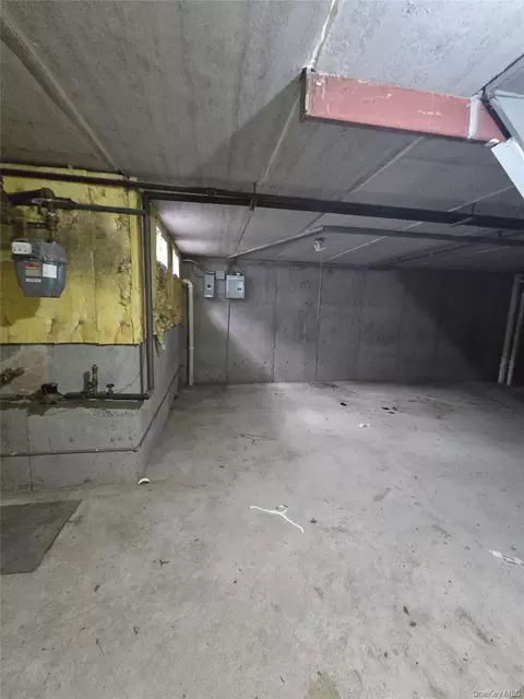 126 Grove St, Brooklyn, NY 11221 photo 4