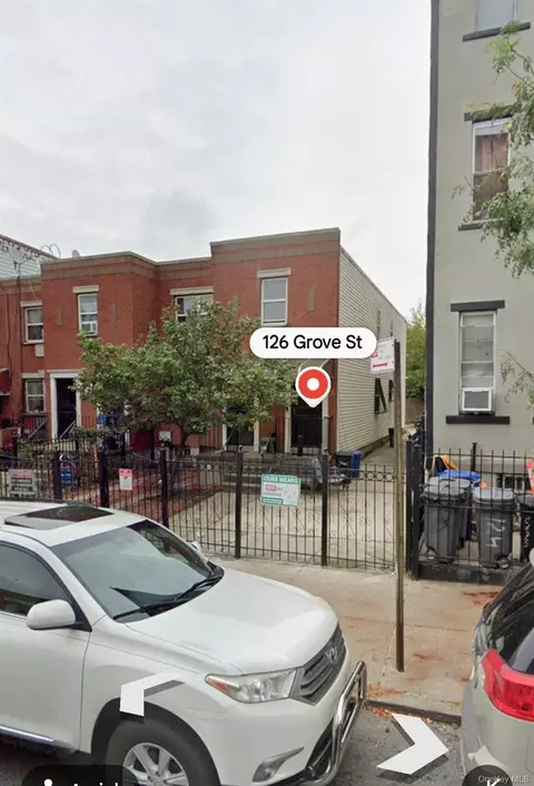 126 Grove St, Brooklyn, NY 11221 photo 2