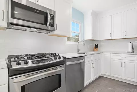Kitchen - 8 Eagle Ln, Poughkeepsie, NY 12601 photo 1 of 4