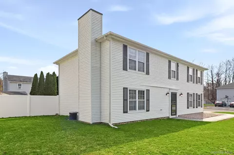 Other - 8 Eagle Ln, Poughkeepsie, NY 12601 photo 1 of 6