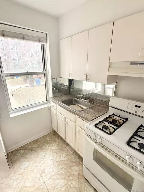 141-42 78th Rd #1F, Flushing, NY 11367 photo 7