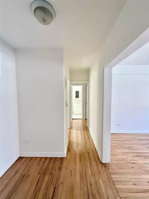 141-42 78th Rd #1F, Flushing, NY 11367 photo 3