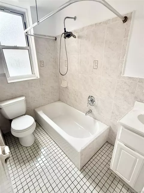 141-42 78th Rd #1F, Flushing, NY 11367 photo 8