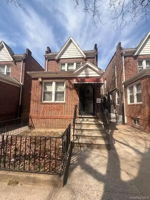 52-30 62nd St, New York, NY 11378