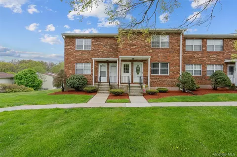 276 Temple Hill Rd #1602, New Windsor, NY 12553