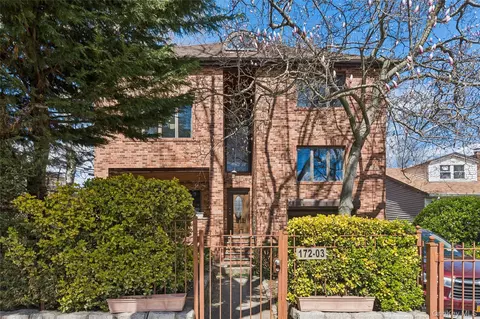17203 35th Ave, Flushing, NY 11358