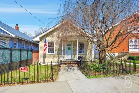 207-09 48th Ave, Bayside, NY 11361