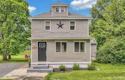 2374 Bruynswick Rd, Shawangunk, NY 12589