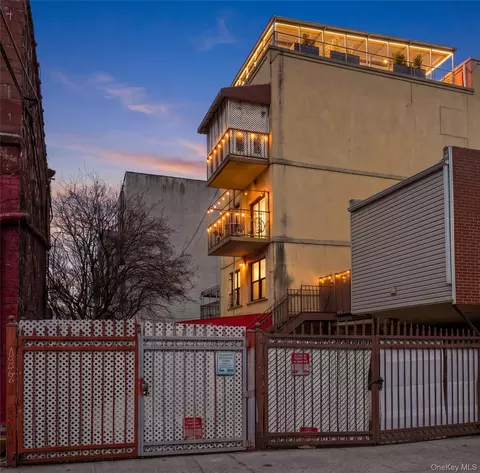 360 S 3rd St, Brooklyn, NY 11211