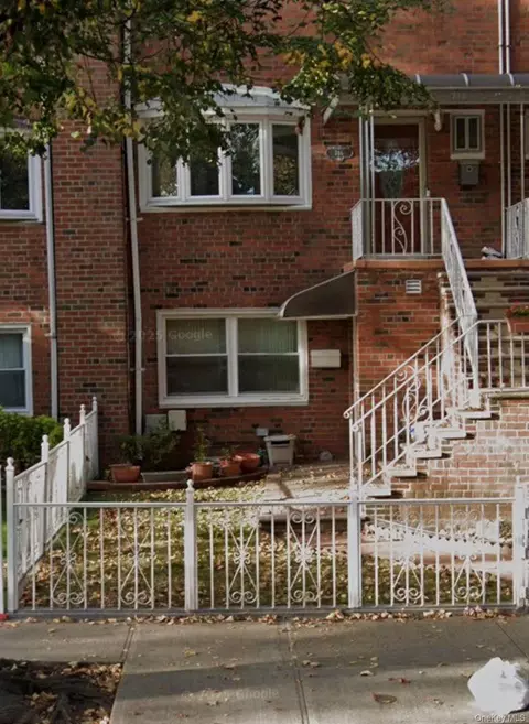 740 E 80th St, Brooklyn, NY 11236