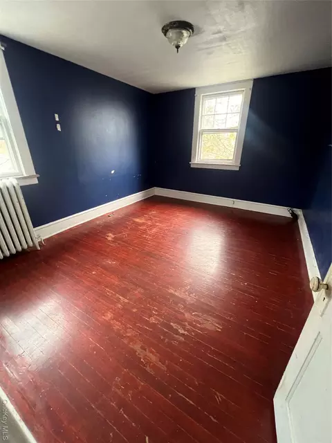Bedroom - 30 Garfield Pl, Poughkeepsie, NY 12601 photo 3 of 3