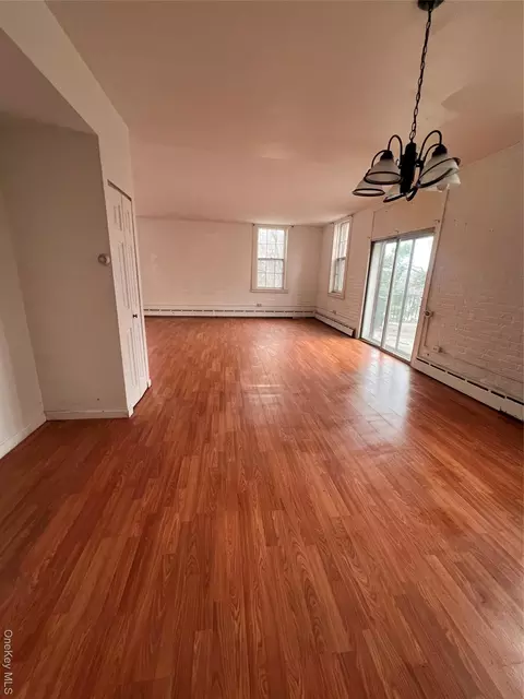 Living - 30 Garfield Pl, Poughkeepsie, NY 12601 photo 1 of 3