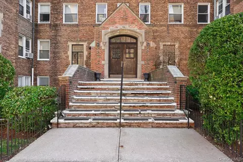 19 William St #3G, Mount Vernon, NY 10552