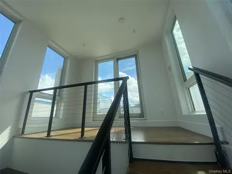 109-19 72nd Rd #PH7F, Forest Hills, NY 11375